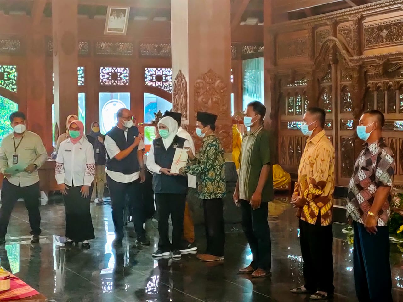 Penerimaan Sertifikat BHNU Ponorogo dari Gubernur