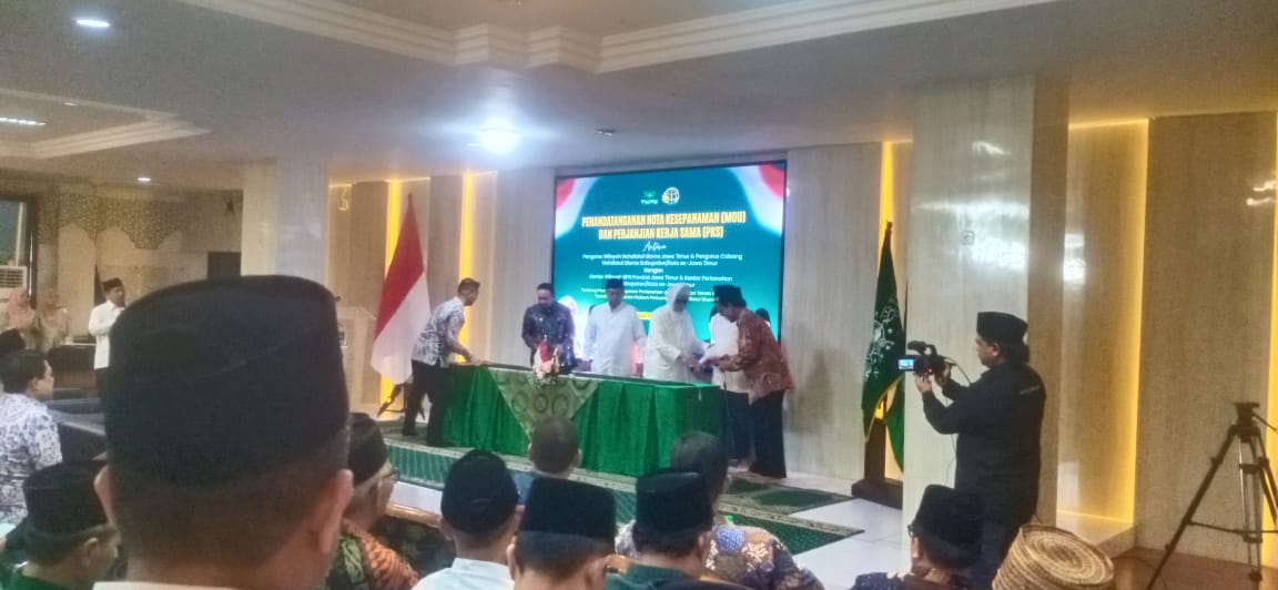 PWNU Jatim dan BPN Sepakat Percepat Sertifikasi Tanah Wakaf, Menteri ATR/BPN Nusron Wahid Hadiri Penandatanganan MoU